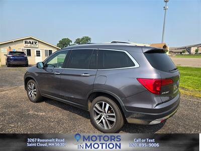 2017 Honda Pilot Elite AWD w/Panoramic Sunroof and DVD   - Photo 8 - Saint Cloud, MN 56301