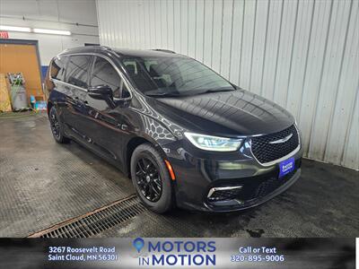 2022 Chrysler Pacifica Touring L - Photo 7 - Saint Cloud, MN 56301