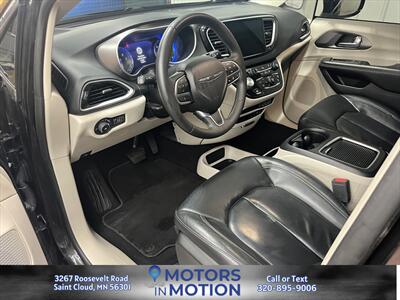 2022 Chrysler Pacifica Touring L - Photo 9 - Saint Cloud, MN 56301