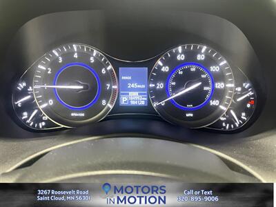 2015 INFINITI QX80 AWD - Photo 10 - Saint Cloud, MN 56301