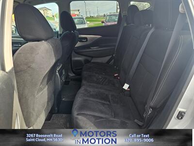 2016 Nissan Murano S 3.5 AWD   - Photo 14 - Saint Cloud, MN 56301