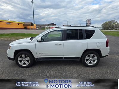 2016 Jeep Compass Latitude AWD   - Photo 2 - Saint Cloud, MN 56301