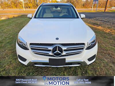 2018 Mercedes-Benz GLC GLC 300 4MATIC AWD w/Sunroof   - Photo 8 - Saint Cloud, MN 56301