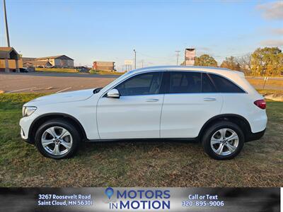 2018 Mercedes-Benz GLC GLC 300 4MATIC AWD w/Sunroof   - Photo 2 - Saint Cloud, MN 56301
