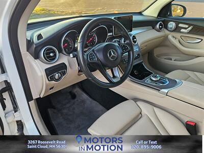 2018 Mercedes-Benz GLC GLC 300 4MATIC AWD w/Sunroof   - Photo 9 - Saint Cloud, MN 56301