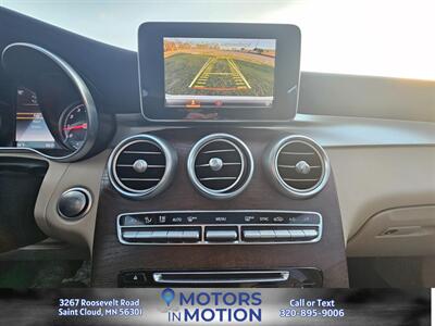 2018 Mercedes-Benz GLC GLC 300 4MATIC AWD w/Sunroof   - Photo 11 - Saint Cloud, MN 56301