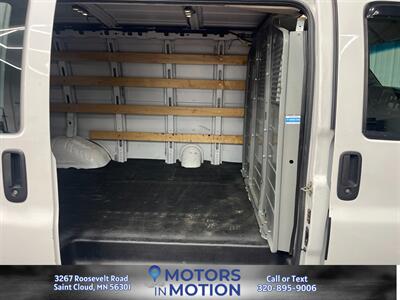 2017 GMC Savana 2500 - Photo 15 - Saint Cloud, MN 56301