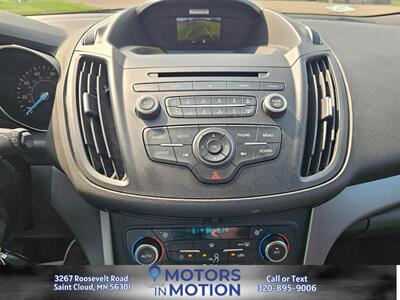 2017 Ford Escape SE AWD   - Photo 13 - Saint Cloud, MN 56301