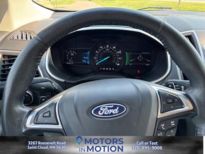 2018 Ford Edge Titanium AWD - Photo 9 - Saint Cloud, MN 56301