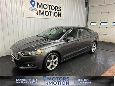 2015 Ford Fusion SE AWD   - Photo 1 - Saint Cloud, MN 56301