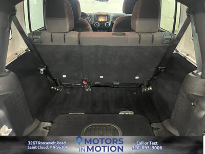 2015 Jeep Wrangler Unlimited Rubicon Hard Rock 4x4   - Photo 16 - Saint Cloud, MN 56301