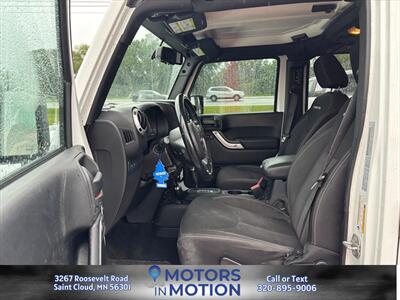 2015 Jeep Wrangler Unlimited Rubicon Hard Rock - Photo 3 - Saint Cloud, MN 56301