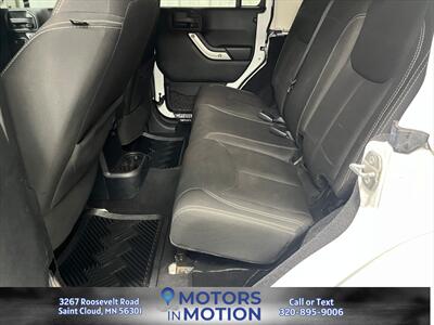 2015 Jeep Wrangler Unlimited Rubicon Hard Rock 4x4   - Photo 15 - Saint Cloud, MN 56301