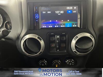 2015 Jeep Wrangler Unlimited Rubicon Hard Rock 4x4   - Photo 12 - Saint Cloud, MN 56301