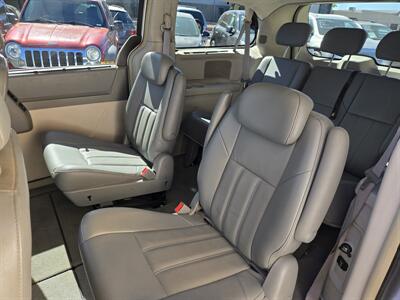 2008 Chrysler Town & Country Touring   - Photo 11 - Cottonwood, AZ 86326