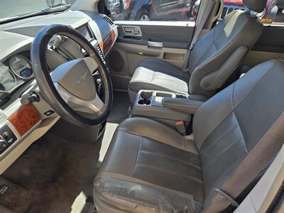 2008 Chrysler Town & Country Touring   - Photo 10 - Cottonwood, AZ 86326