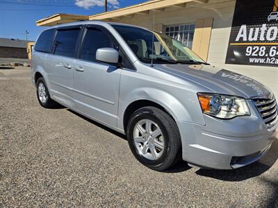 2008 Chrysler Town & Country Touring   - Photo 3 - Cottonwood, AZ 86326