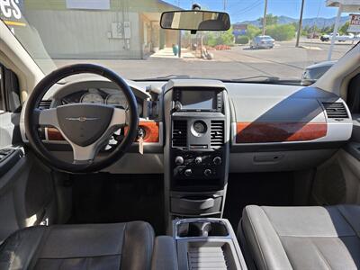 2008 Chrysler Town & Country Touring   - Photo 13 - Cottonwood, AZ 86326
