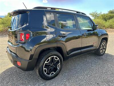 2017 Jeep Renegade Trailhawk   - Photo 6 - Cottonwood, AZ 86326