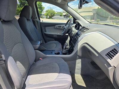 2011 Chevrolet Traverse LT   - Photo 11 - Cottonwood, AZ 86326