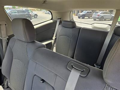2011 Chevrolet Traverse LT   - Photo 7 - Cottonwood, AZ 86326