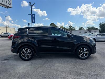 2022 Kia Sportage LX - Photo 9 - Houston, TX 77070