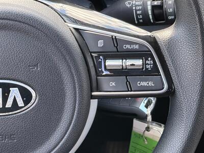 2022 Kia Sportage LX - Photo 16 - Houston, TX 77070