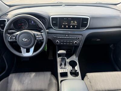2022 Kia Sportage LX - Photo 12 - Houston, TX 77070