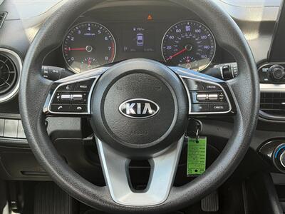 2019 Kia Forte FE - Photo 13 - Houston, TX 77070