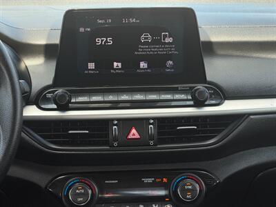 2019 Kia Forte FE - Photo 18 - Houston, TX 77070