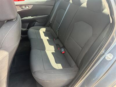2019 Kia Forte FE - Photo 24 - Houston, TX 77070