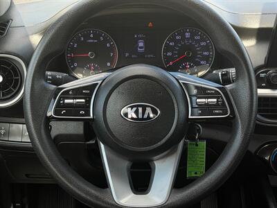 2019 Kia Forte FE - Photo 14 - Houston, TX 77070