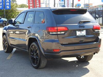 2019 Jeep Grand Cherokee Altitude   - Photo 5 - Houston, TX 77070