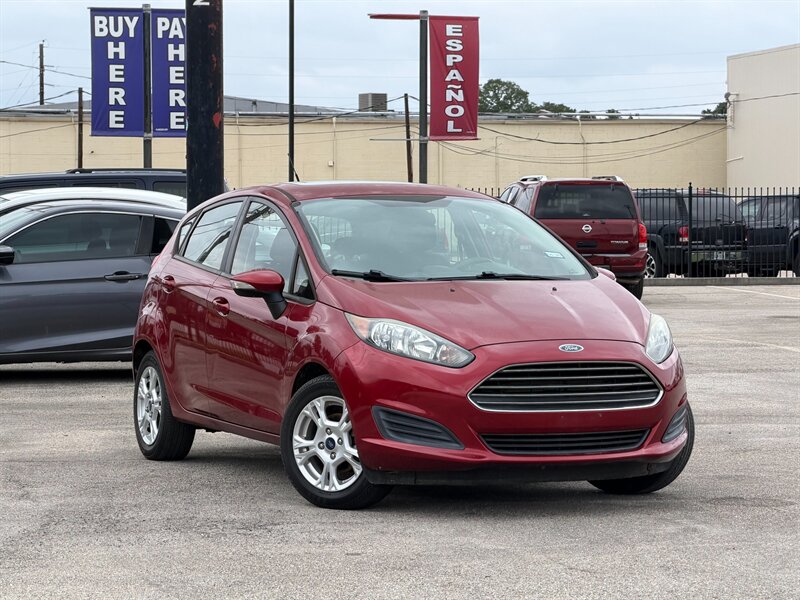 2014 Ford Fiesta SE  