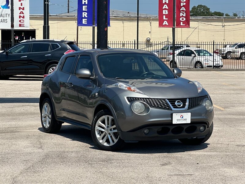 2013 Nissan JUKE S  