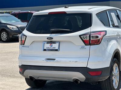 2017 Ford Escape SE   - Photo 6 - Houston, TX 77070