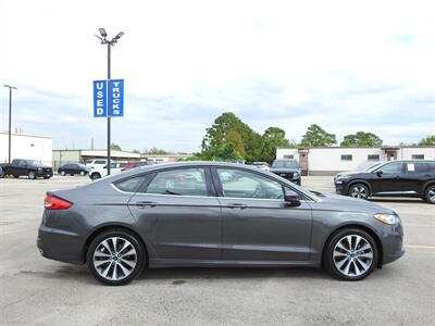 2020 Ford Fusion SE   - Photo 7 - Houston, TX 77070