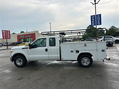 2015 Ford F-250 Super Duty XL   - Photo 8 - Houston, TX 77070