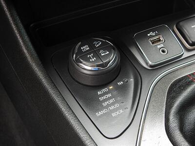 2019 Jeep Cherokee Trailhawk   - Photo 22 - Houston, TX 77070