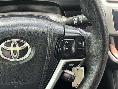 2014 Toyota Highlander LE   - Photo 13 - Houston, TX 77070
