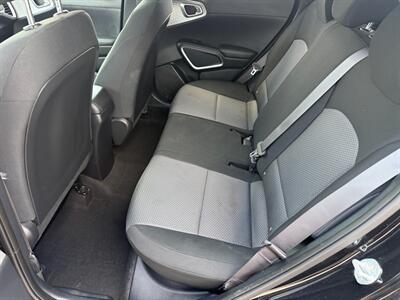 2021 Kia Soul LX - Photo 24 - Houston, TX 77070