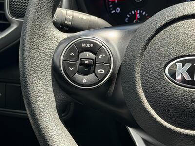 2021 Kia Soul LX - Photo 14 - Houston, TX 77070