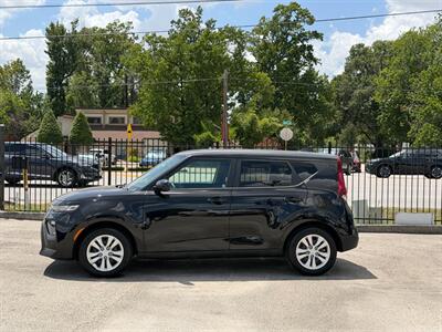 2021 Kia Soul LX - Photo 2 - Houston, TX 77070