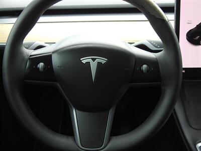 2021 Tesla Model Y Long Range   - Photo 13 - Houston, TX 77070