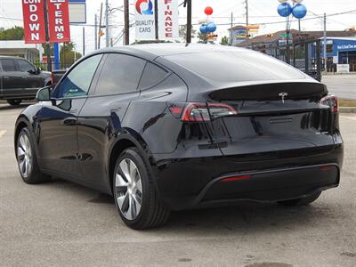 2021 Tesla Model Y Long Range   - Photo 5 - Houston, TX 77070