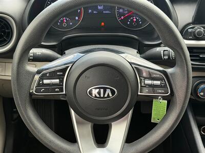 2021 Kia Forte LXS - Photo 16 - Houston, TX 77070