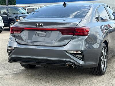 2021 Kia Forte LXS - Photo 8 - Houston, TX 77070