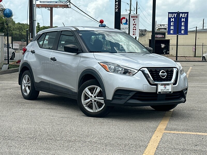 2020 Nissan Kicks S  