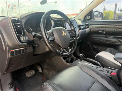 2016 Mitsubishi Outlander SEL - Photo 12 - Houston, TX 77070