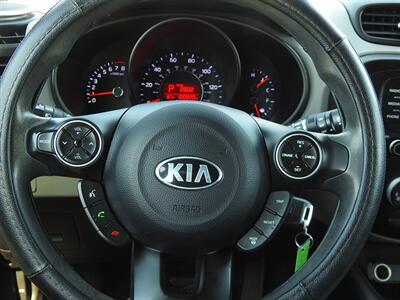 2016 Kia Soul EX Plus   - Photo 13 - Houston, TX 77070